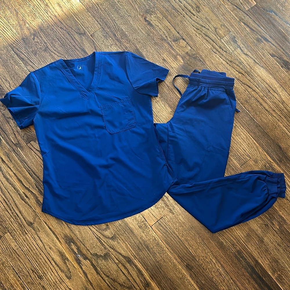 Navy Scrub Set Size Small